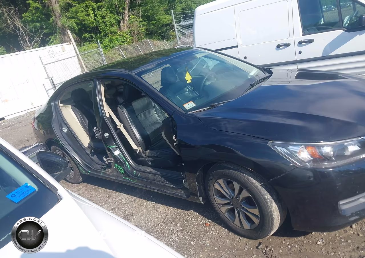 2015 Honda Accord Lx VIN:1HGCR2F33FA233780 - 14