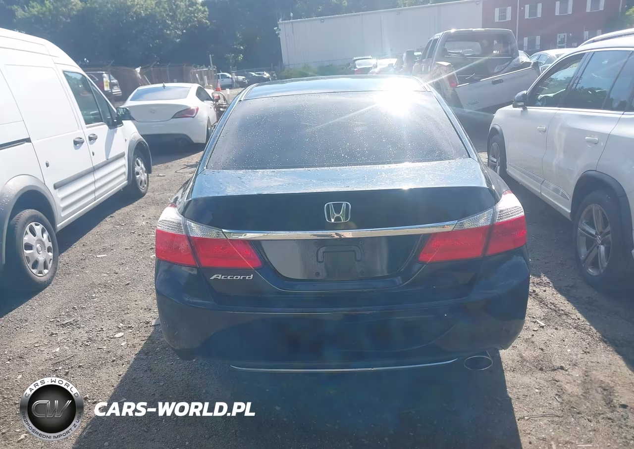 2015 Honda Accord Lx VIN:1HGCR2F33FA233780 - 17