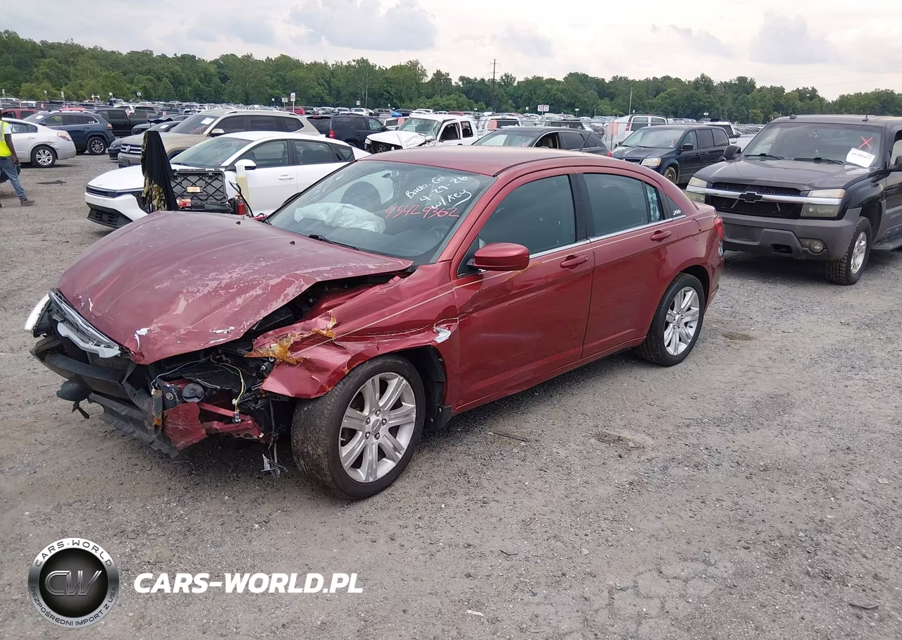2013 Chrysler 200 Touring VIN:1C3CCBBB2DN734652 - 2