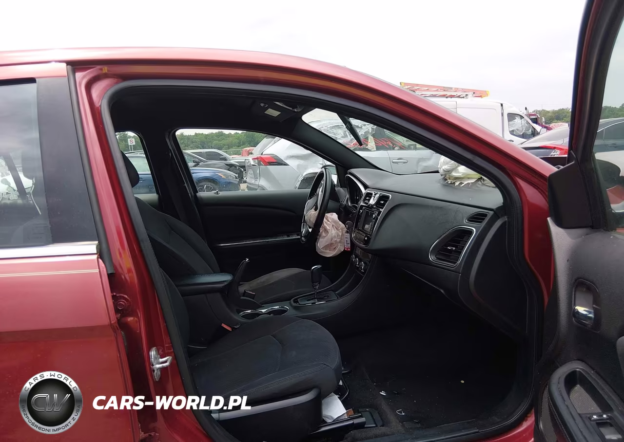 2013 Chrysler 200 Touring VIN:1C3CCBBB2DN734652 - 5