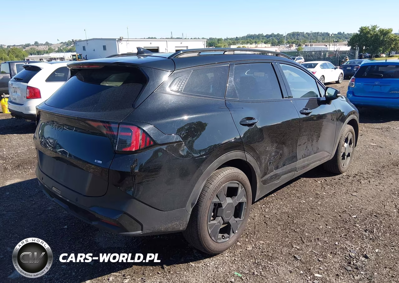 2026 Kia Sportage X-Line VIN:5XYK6CDF6TG352456 - 4