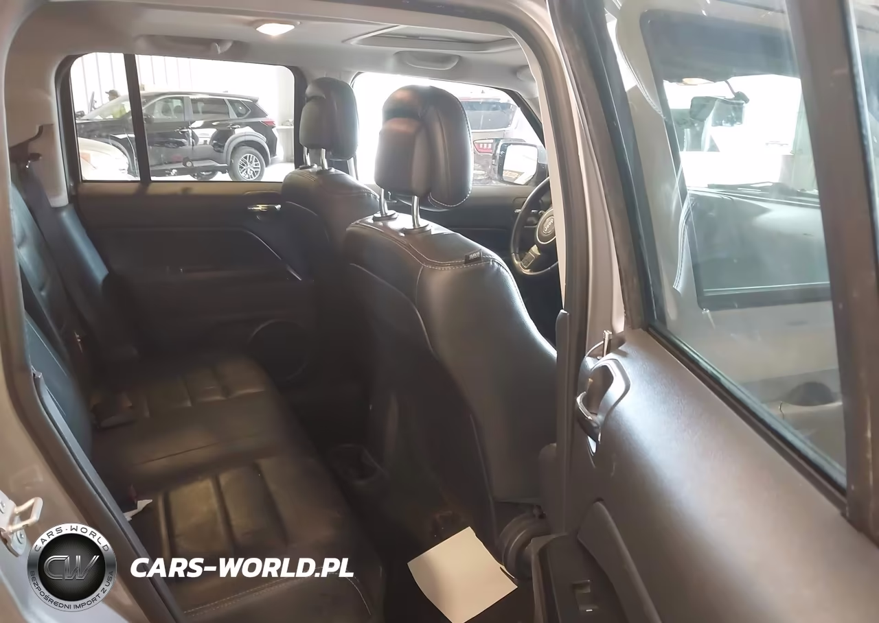 2016 Jeep Patriot High Altitude Edition VIN:1C4NJPFA2GD583721 - 8
