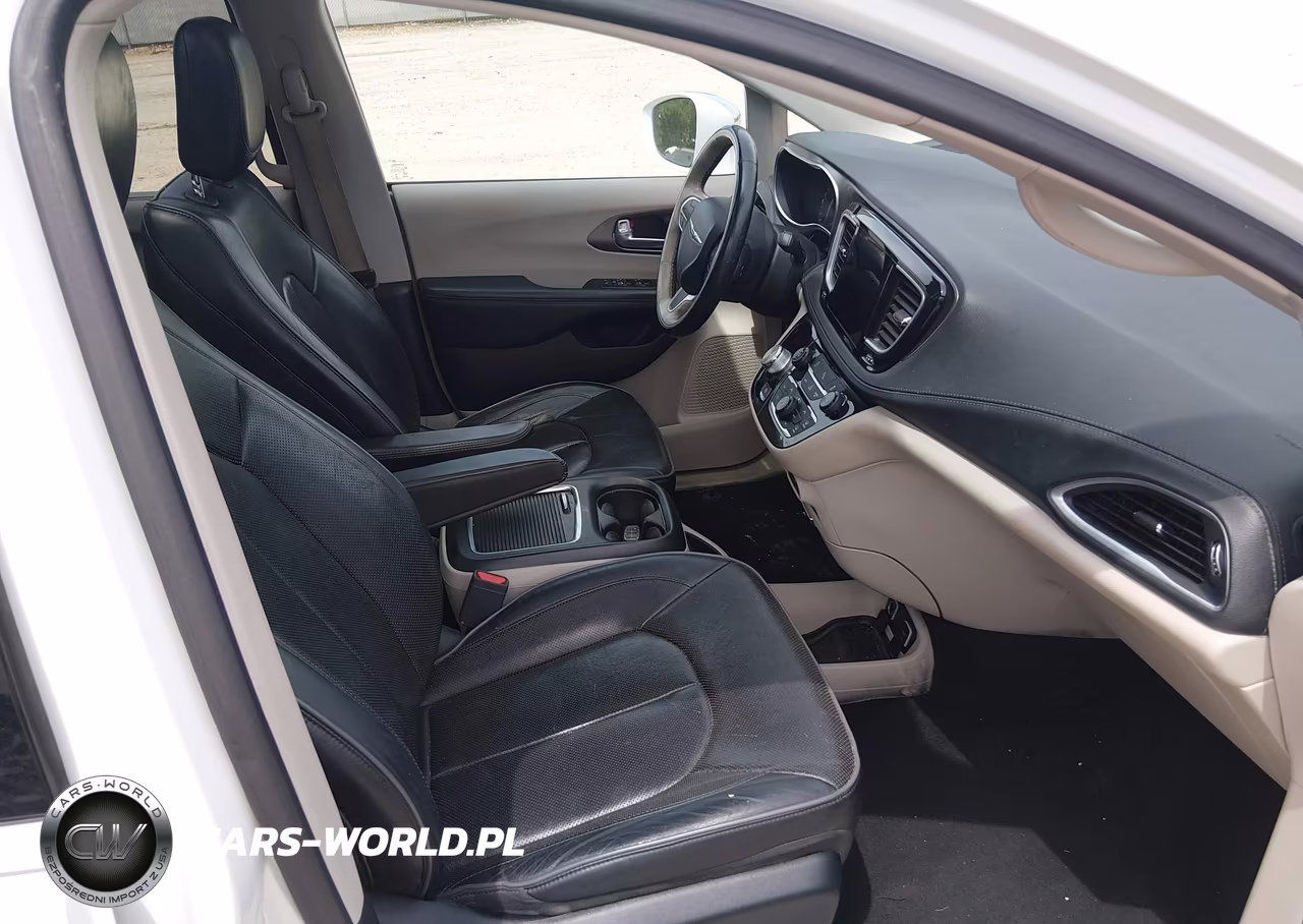 2018 Chrysler Pacifica Limited VIN:2C4RC1GG0JR272272 - 5