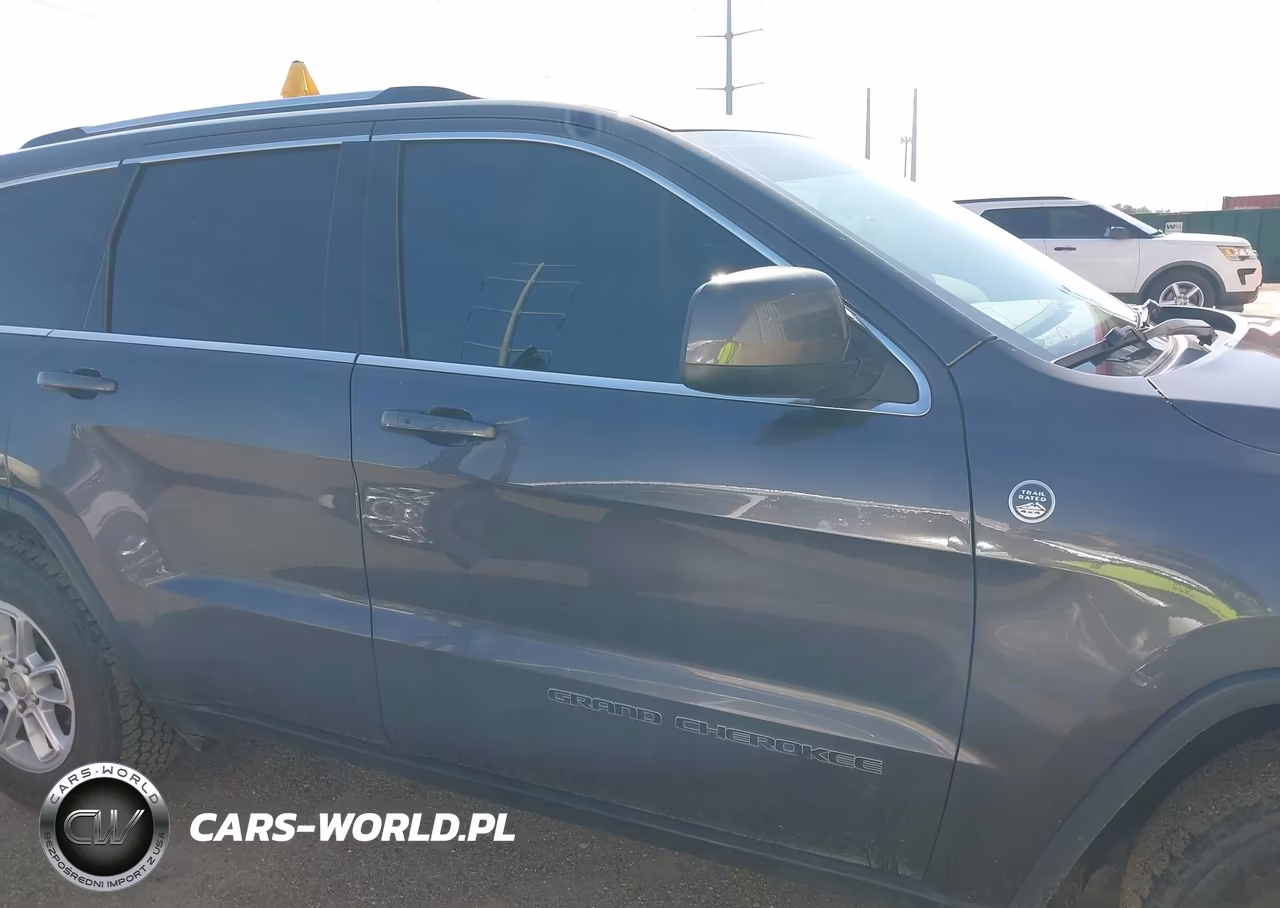 2019 Jeep Grand Cherokee Laredo E 4X4 VIN:1C4RJFAG1KC772298 - 13
