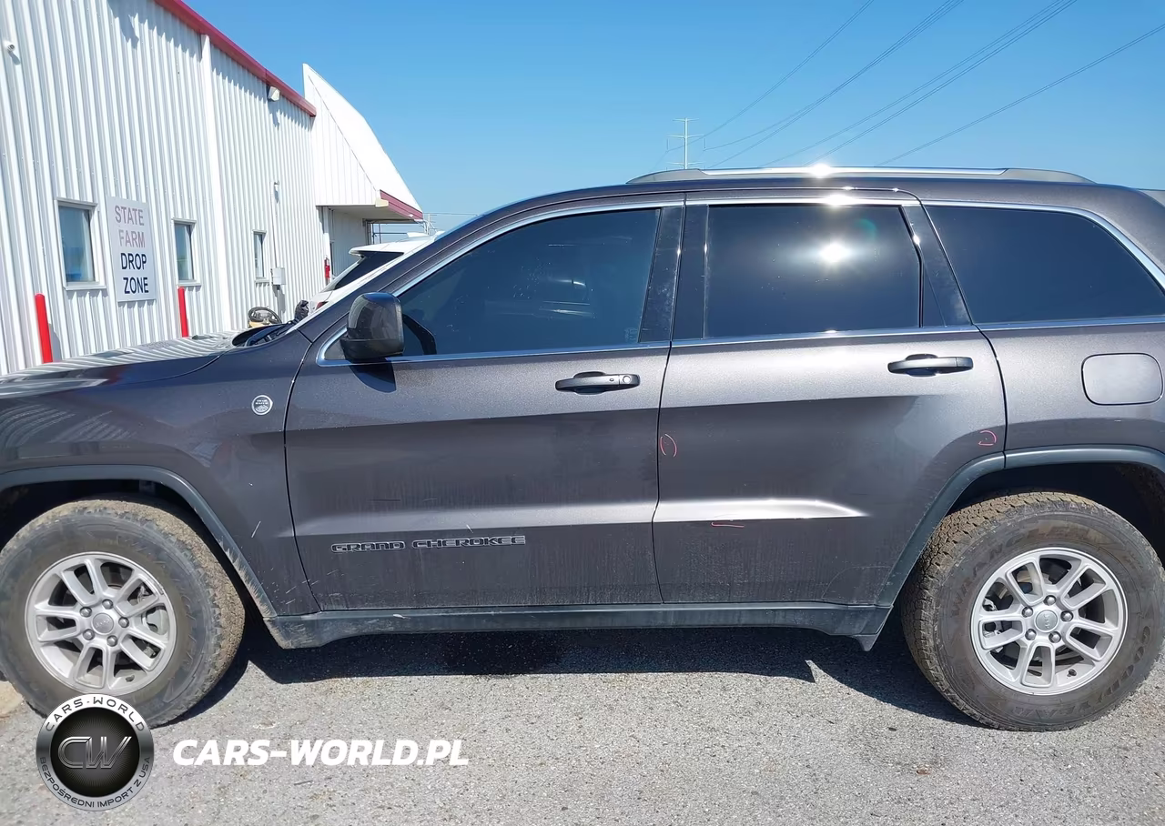 2019 Jeep Grand Cherokee Laredo E 4X4 VIN:1C4RJFAG1KC772298 - 14