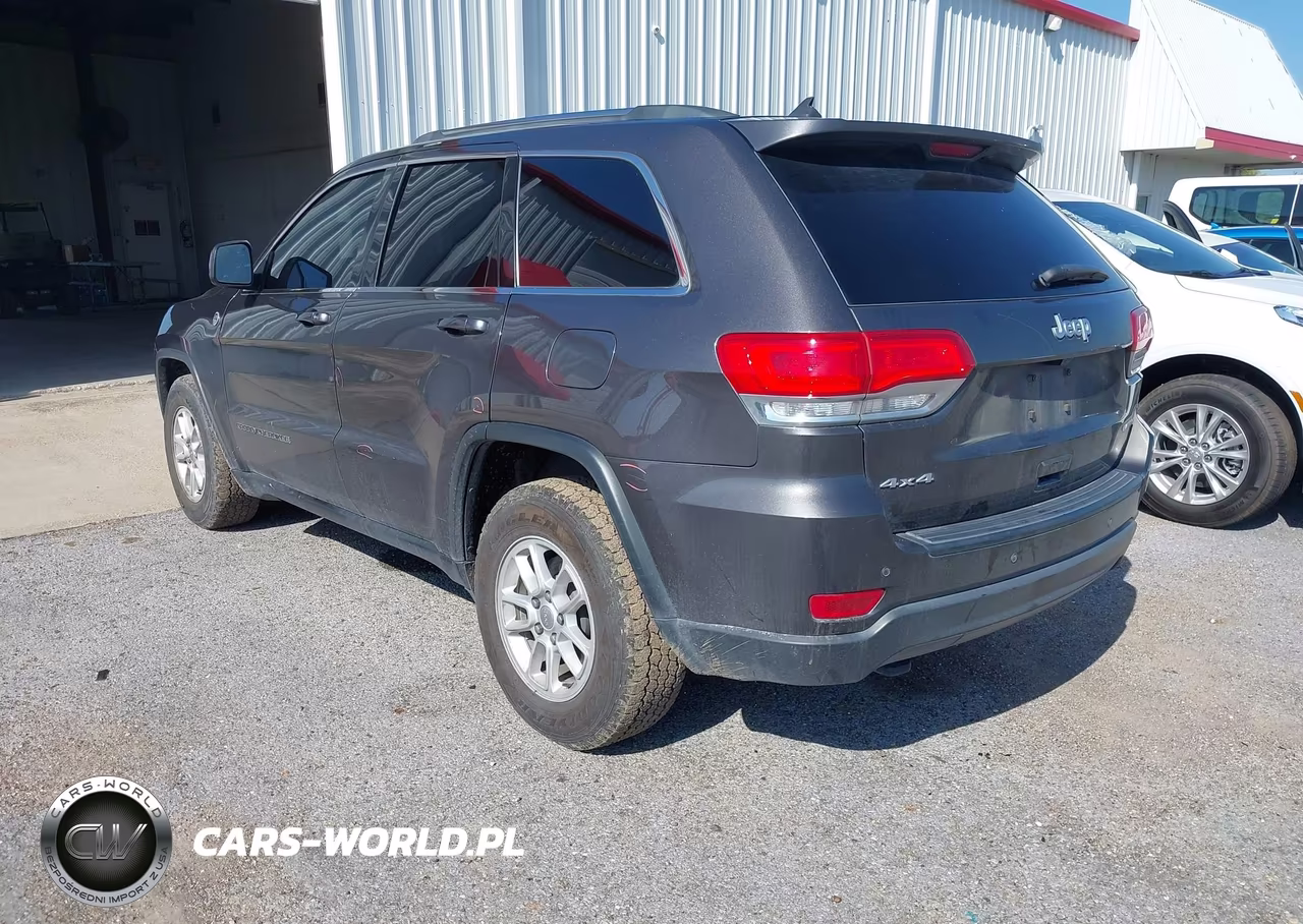 2019 Jeep Grand Cherokee Laredo E 4X4 VIN:1C4RJFAG1KC772298 - 3