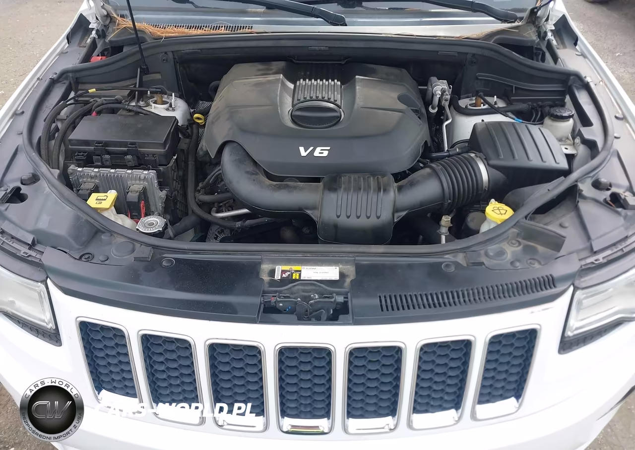 2015 Jeep Grand Cherokee Overland VIN:1C4RJFCGXFC768978 - 10