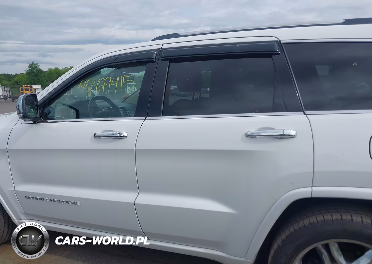2015 Jeep Grand Cherokee Overland VIN:1C4RJFCGXFC768978 - 14