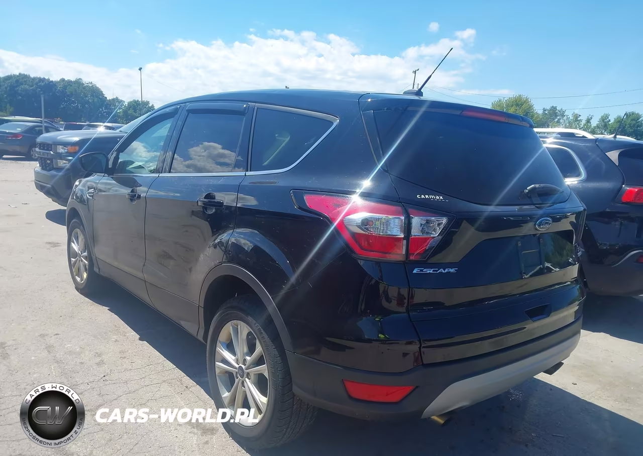 2017 Ford Escape Se VIN:1FMCU9GD2HUD74057 - 3