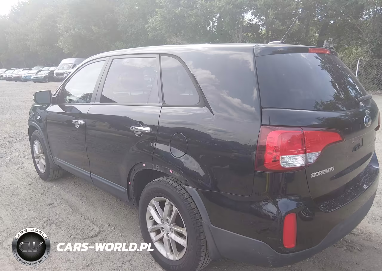 2014 Kia Sorento Lx VIN:5XYKT3A63EG513409 - 3