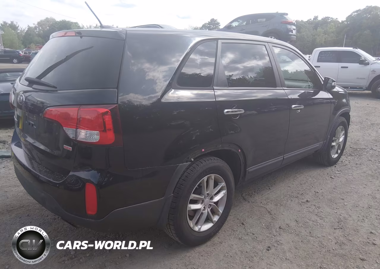 2014 Kia Sorento Lx VIN:5XYKT3A63EG513409 - 4