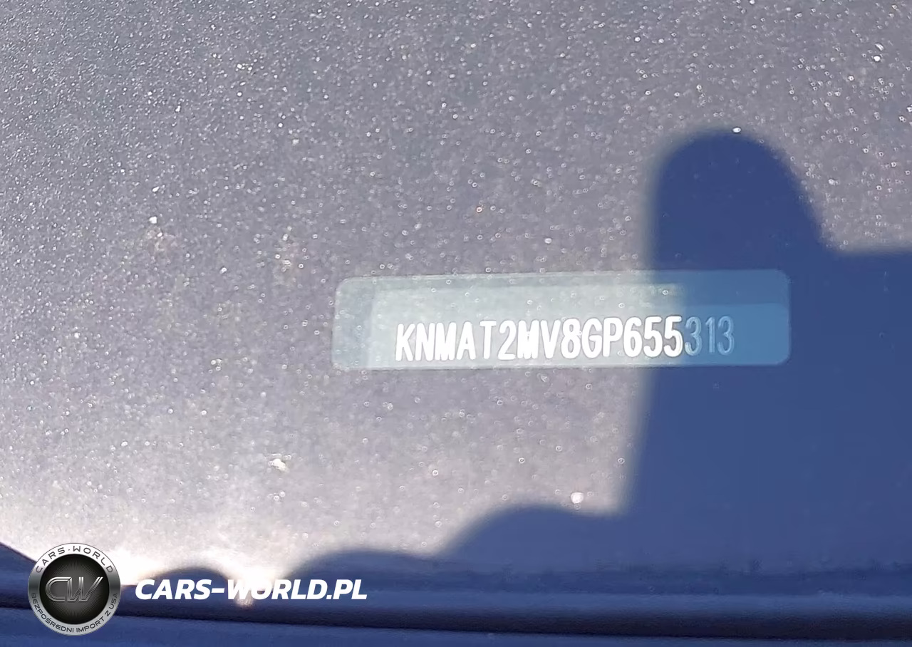 2016 Nissan Rogue S VIN:KNMAT2MV8GP655313 - 9