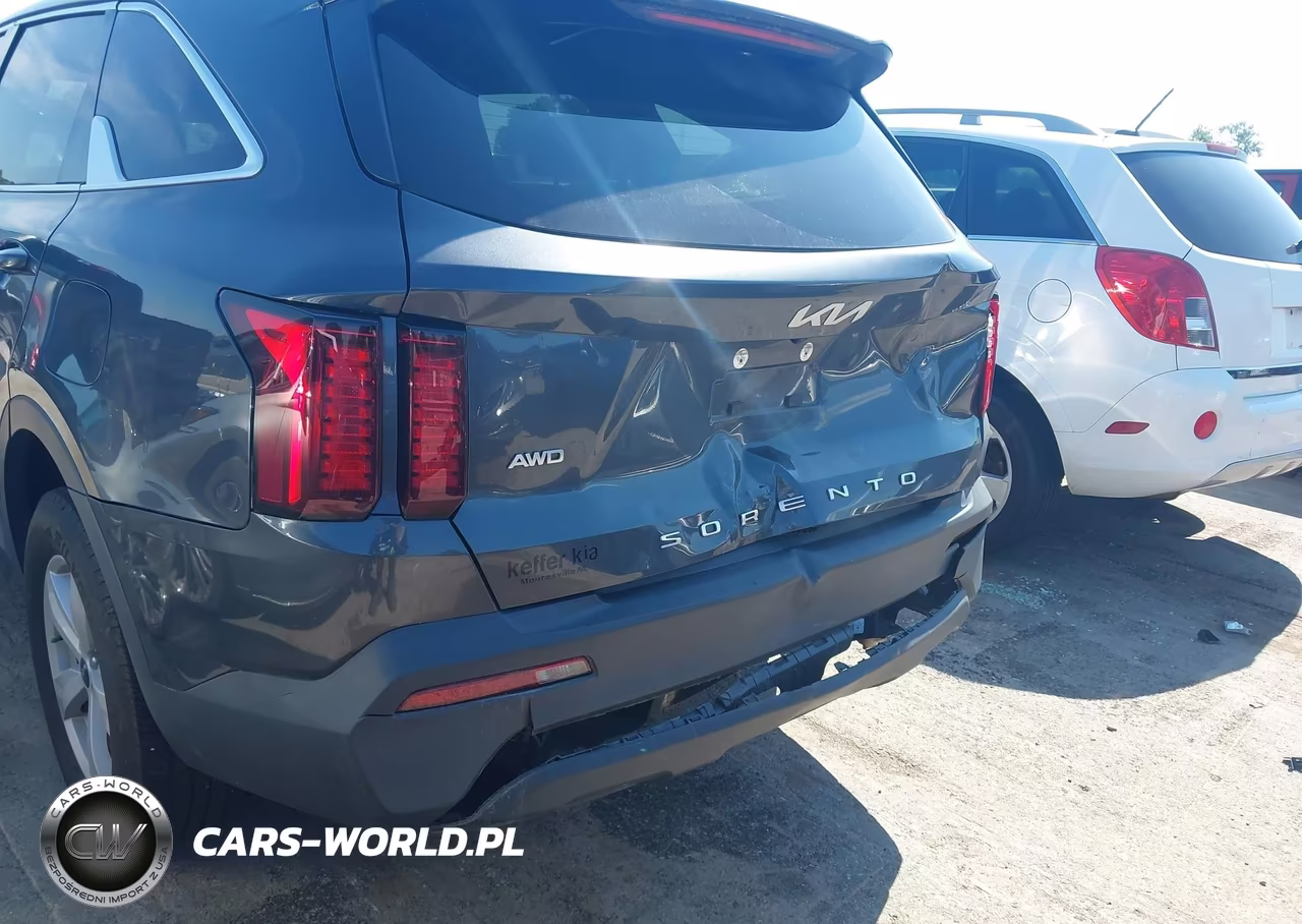 2022 Kia Sorento Lx VIN:5XYRGDLC8NG092749 - 17