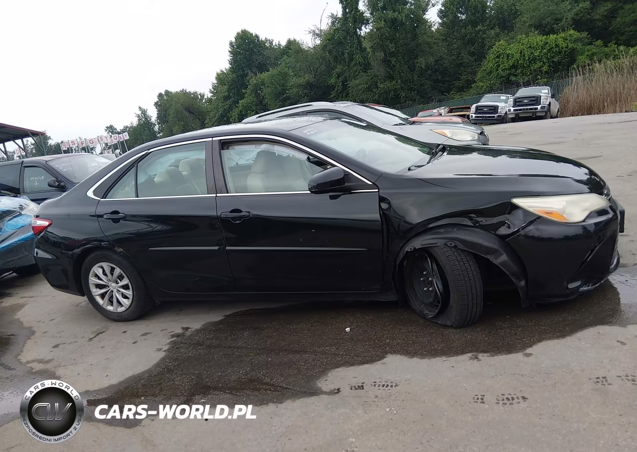 2016 Toyota Camry Le VIN:4T4BF1FK3GR550481 - 13