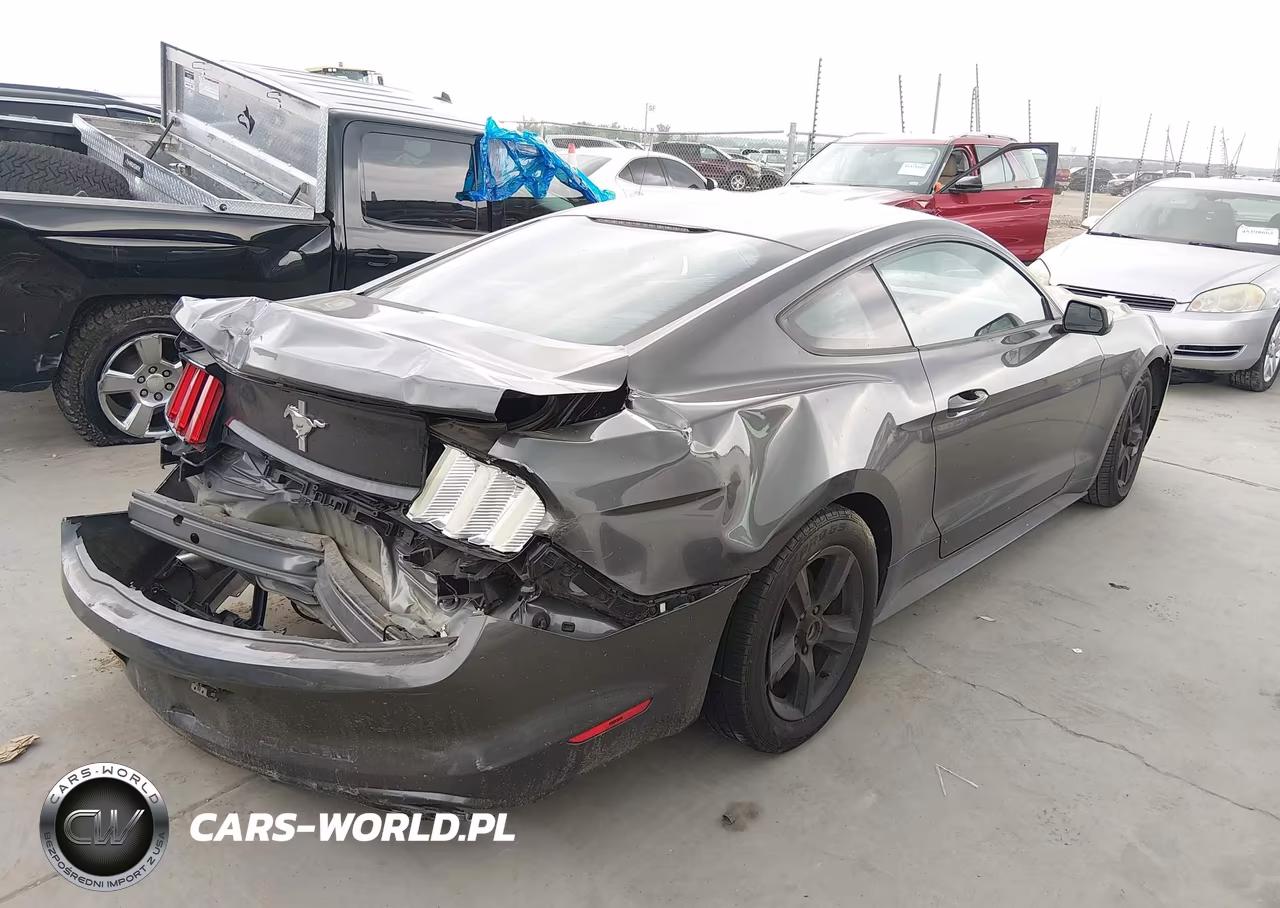 2017 Ford Mustang V6 VIN:1FA6P8AM6H5247419 - 4