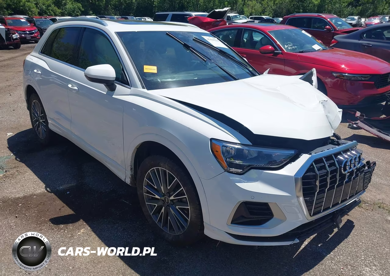 2021 Audi Q3 Premium 40 Tfsi Quattro Tiptronic – zdjęcie 1 z 17