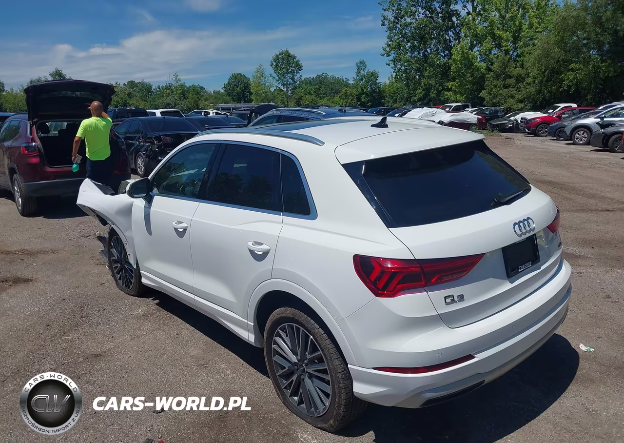 2021 Audi Q3 Premium 40 Tfsi Quattro Tiptronic VIN:WA1AUCF3XM1152194 - 3