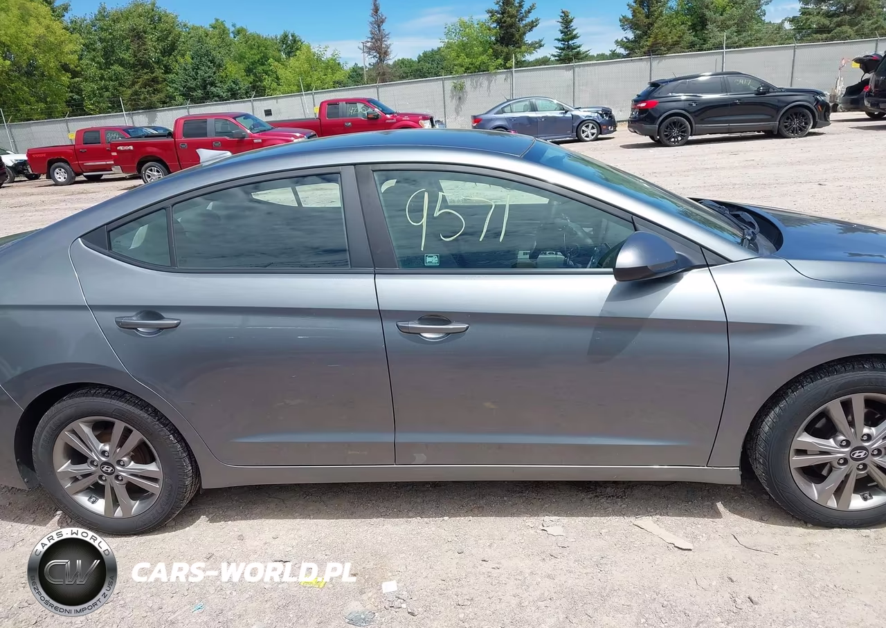 2017 Hyundai Elantra Se VIN:KMHD84LFXHU151154 - 13