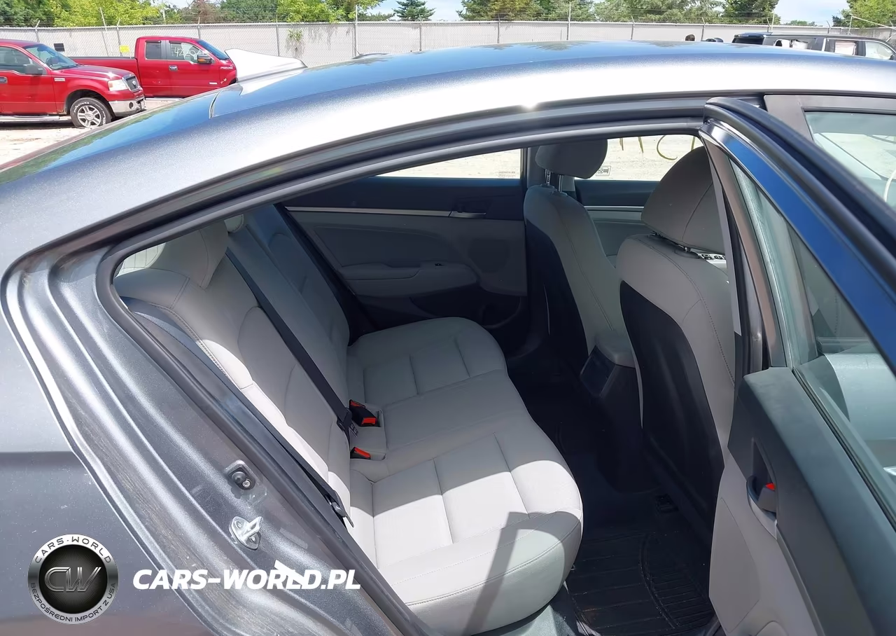 2017 Hyundai Elantra Se VIN:KMHD84LFXHU151154 - 8