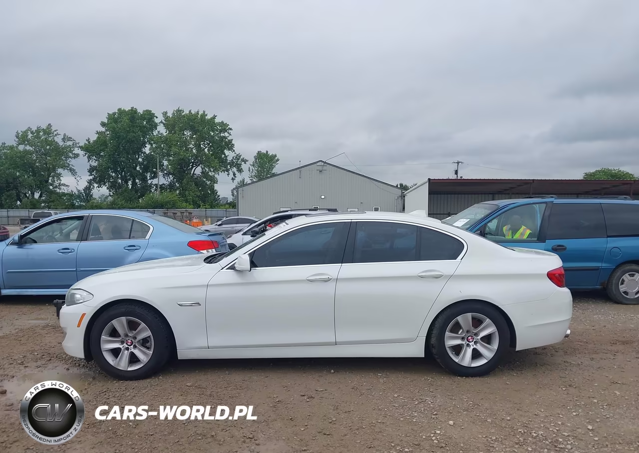 2012 BMW 528I VIN:WBAXG5C50CDY30230 - 14