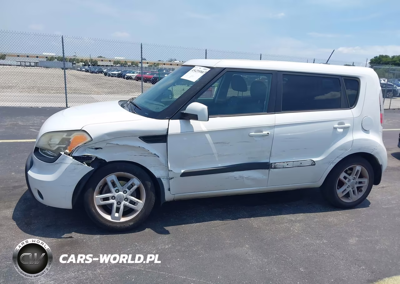2011 Kia Soul + VIN:KNDJT2A20B7708847 - 6