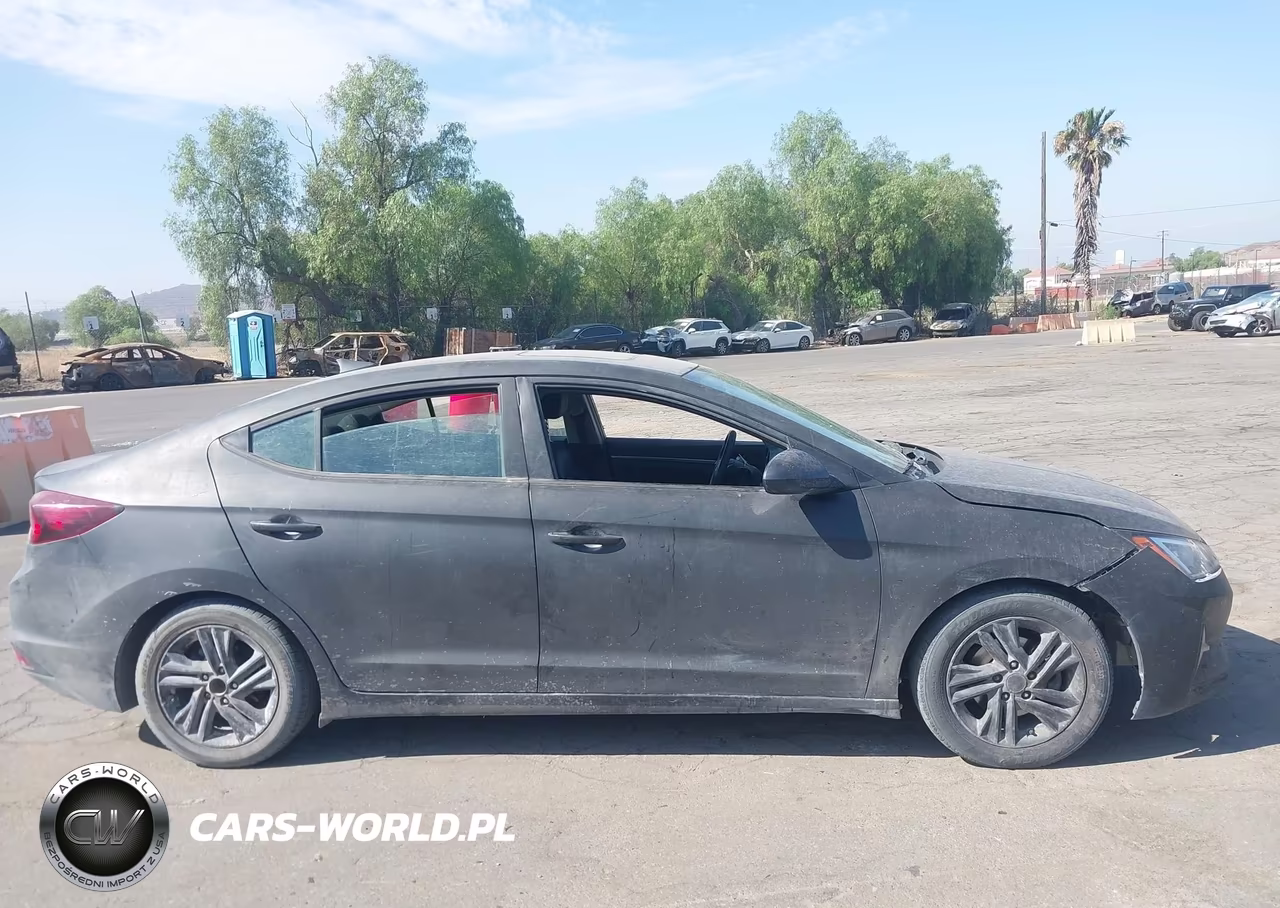 2020 Hyundai Elantra Value Edition VIN:5NPD84LF3LH608118 - 13