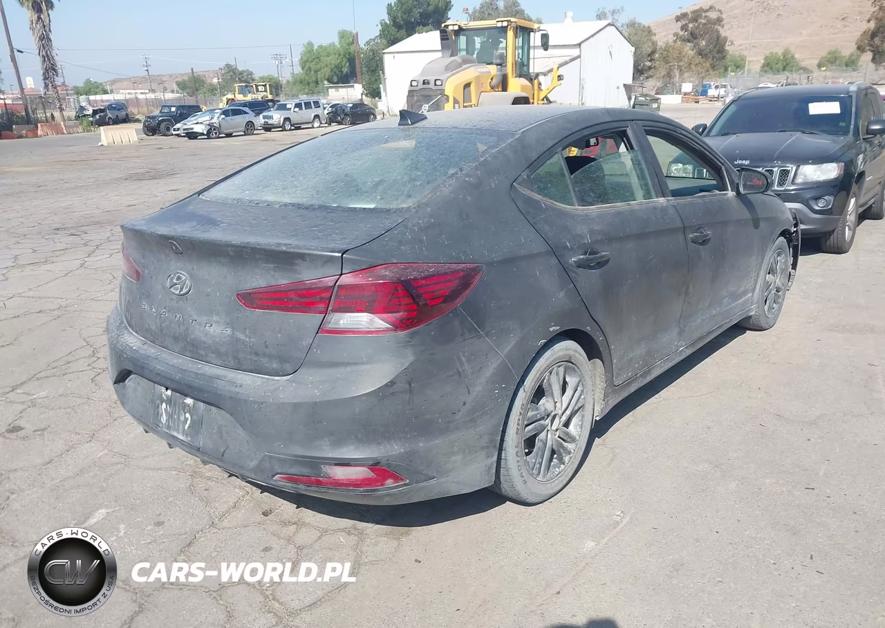 2020 Hyundai Elantra Value Edition VIN:5NPD84LF3LH608118 - 4