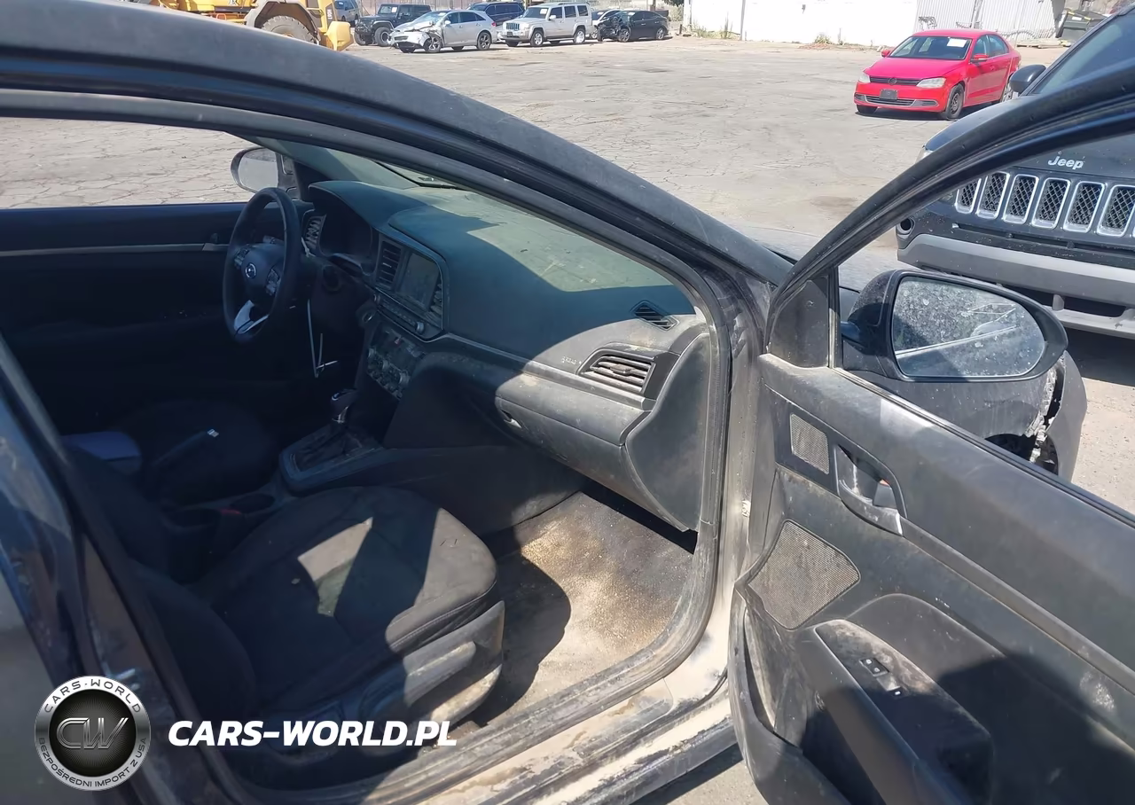 2020 Hyundai Elantra Value Edition VIN:5NPD84LF3LH608118 - 5