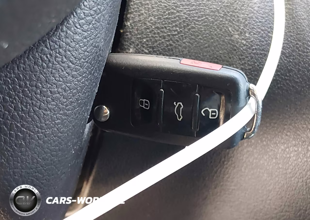 2012 Volkswagen Tiguan S VIN:WVGBV7AX0CW506598 - 11