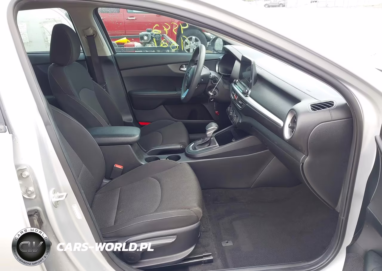 2021 Kia Forte Lxs VIN:3KPF24AD5ME275728 - 5