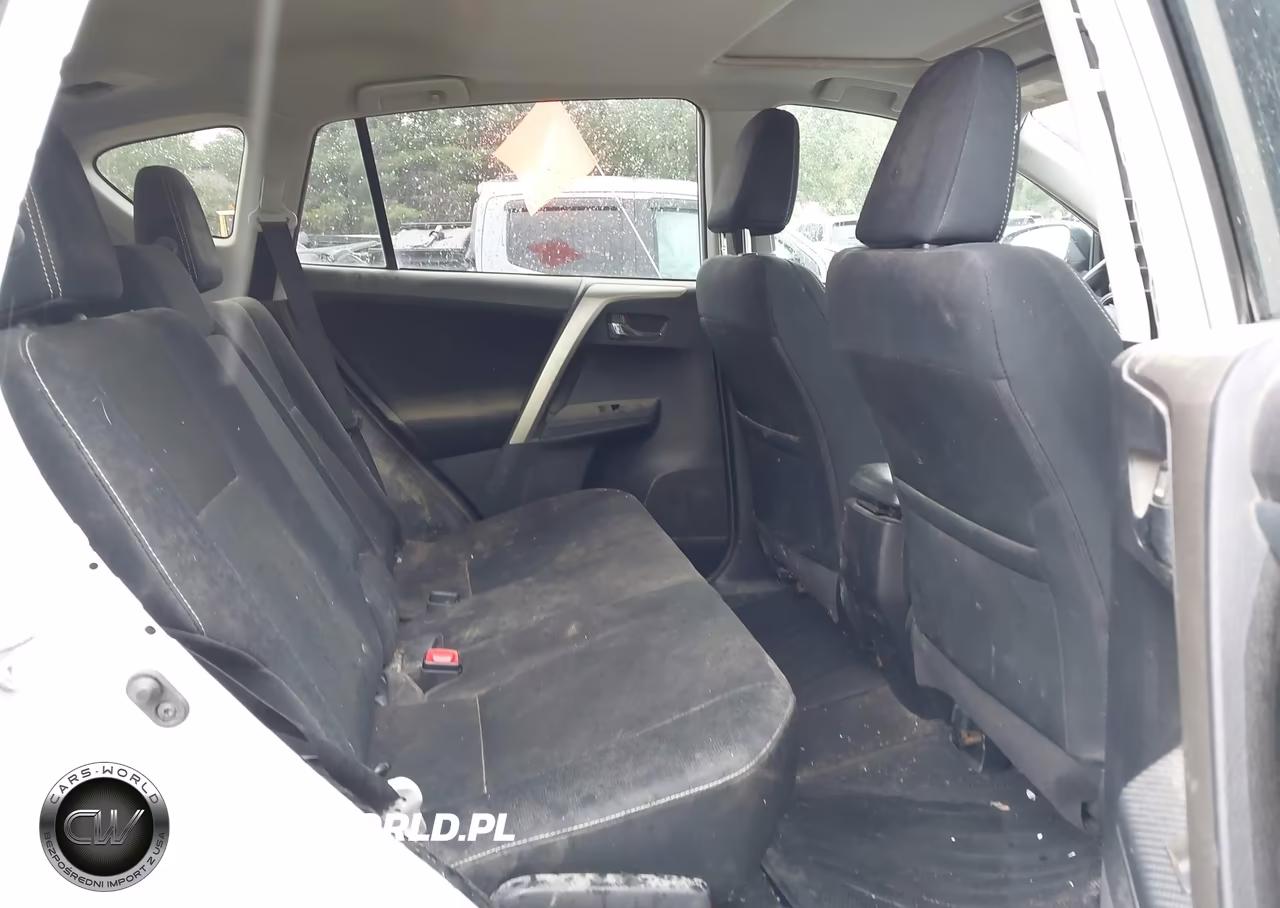 2015 Toyota Rav4 Xle VIN:2T3RFREV7FW350793 - 8