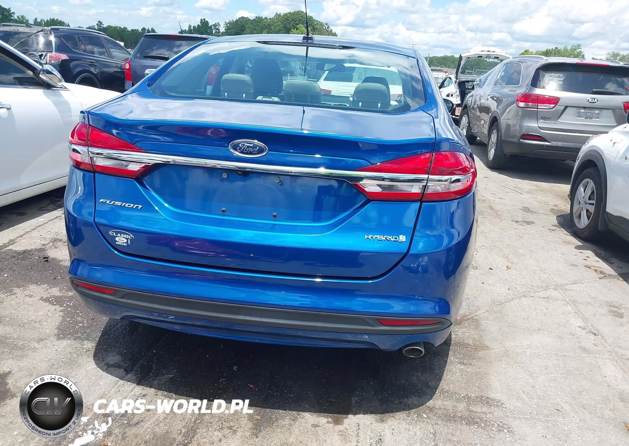 2018 Ford Fusion Hybrid S VIN:3FA6P0UU8JR145085 - 17