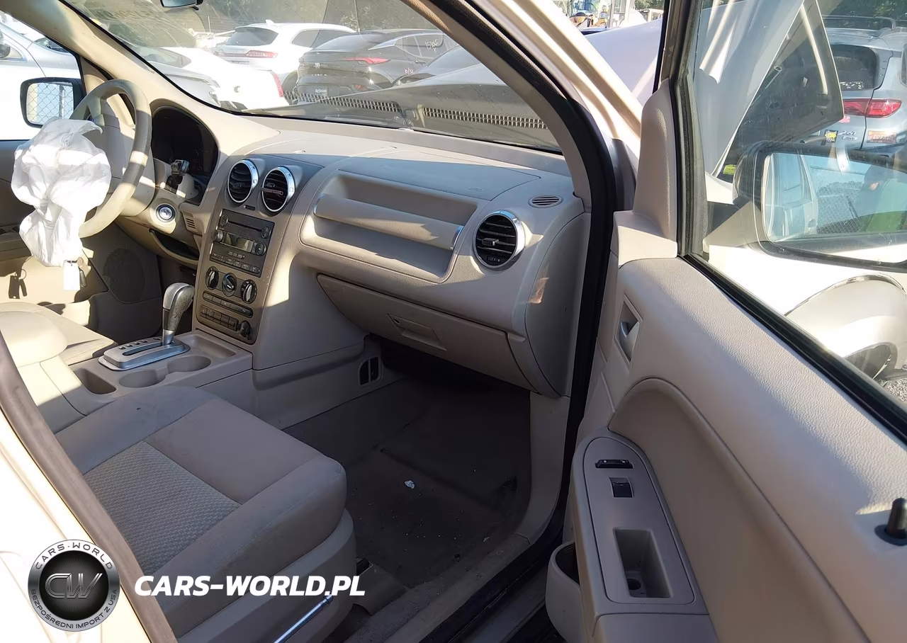 2005 Ford Freestyle Se VIN:1FMZK04175GA22883 - 5