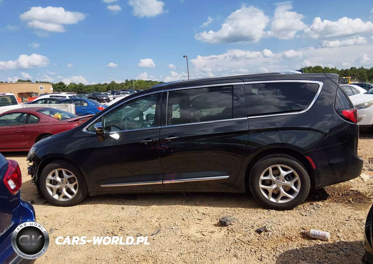 2020 Chrysler Pacifica Limited VIN:2C4RC1GG4LR163140 - 15