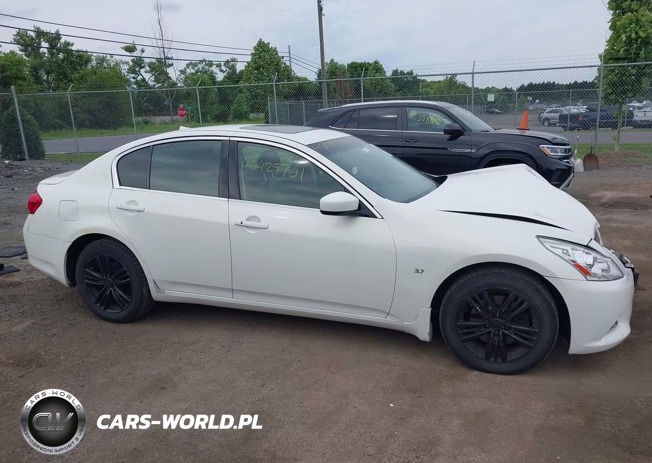 2015 Infiniti Q40 VIN:JN1CV6AR6FM521873 - 13