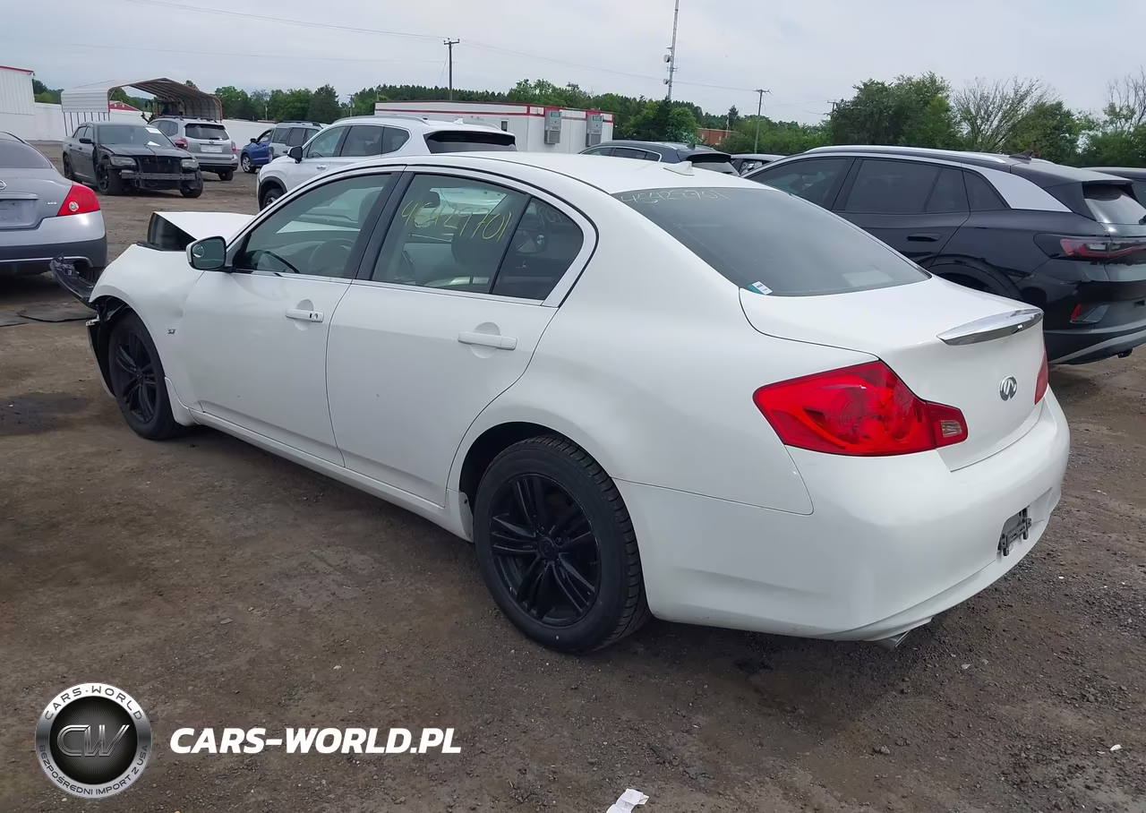 2015 Infiniti Q40 VIN:JN1CV6AR6FM521873 - 3