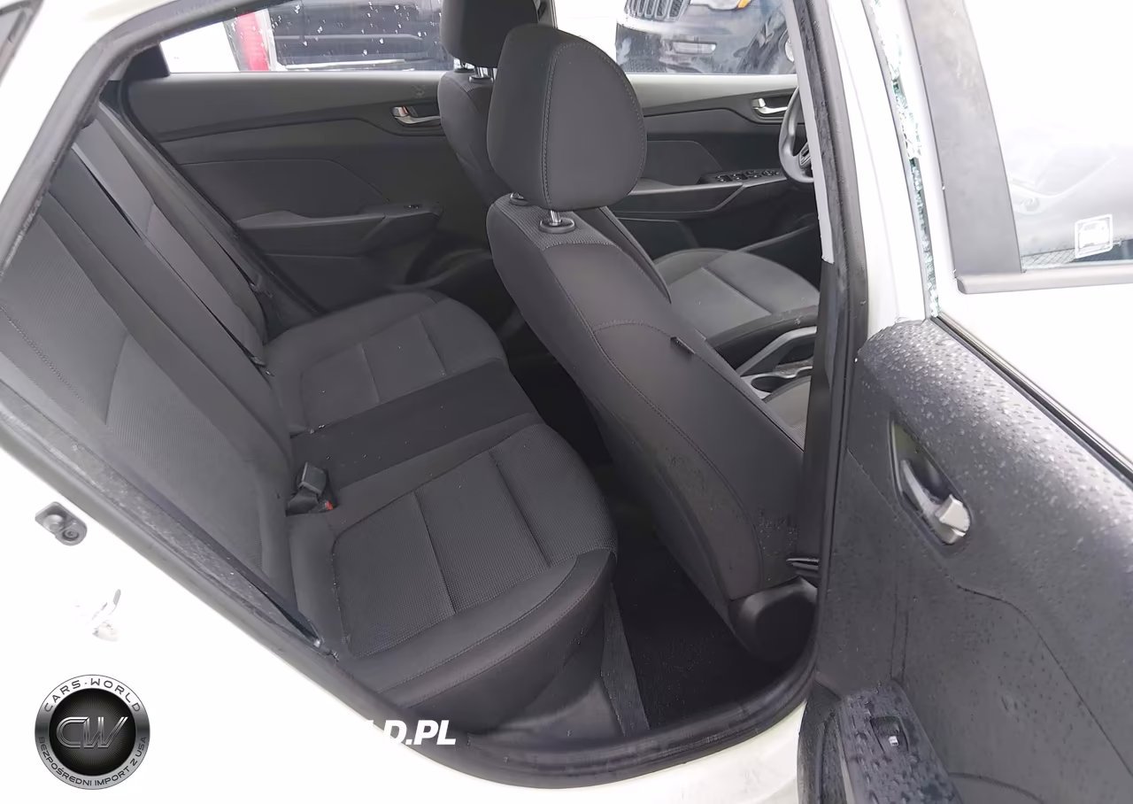 2019 Hyundai Accent Se VIN:3KPC24A35KE056985 - 8