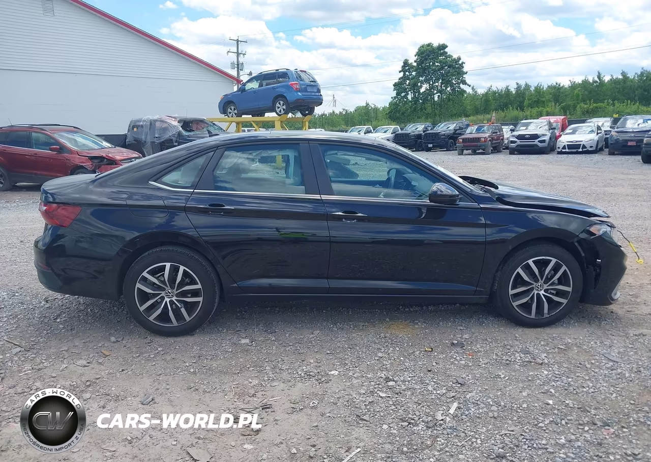 2025 Volkswagen Jetta 1.5T Se VIN:3VW7X7BU9SM004192 - 13