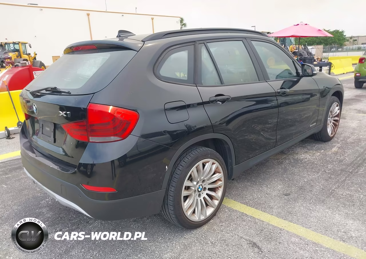 2015 BMW X1 Sdrive28I VIN:WBAVM1C55FVZ94273 - 4