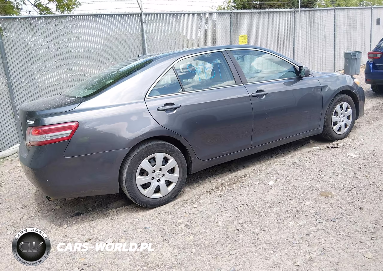 2010 Toyota Camry Le VIN:4T4BF3EK2AR074499 - 4