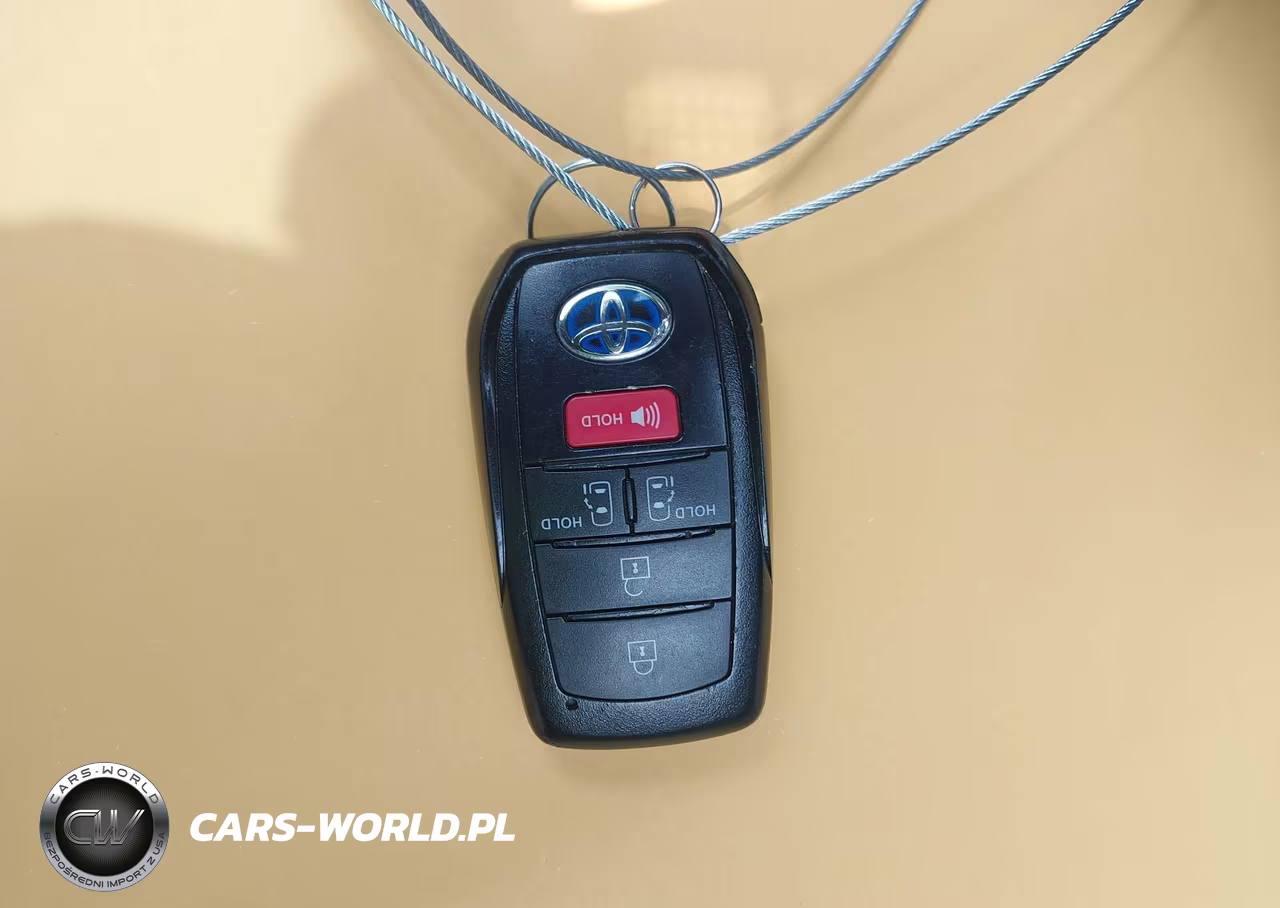 2025 Toyota Sienna Le VIN:5TDKRKEC8SS233525 - 11