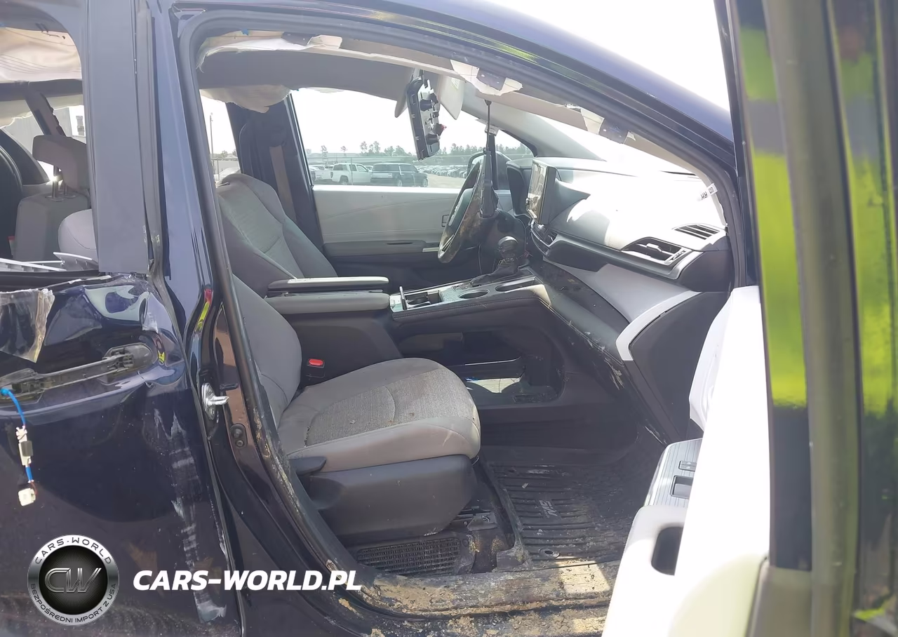 2025 Toyota Sienna Le VIN:5TDKRKEC8SS233525 - 5