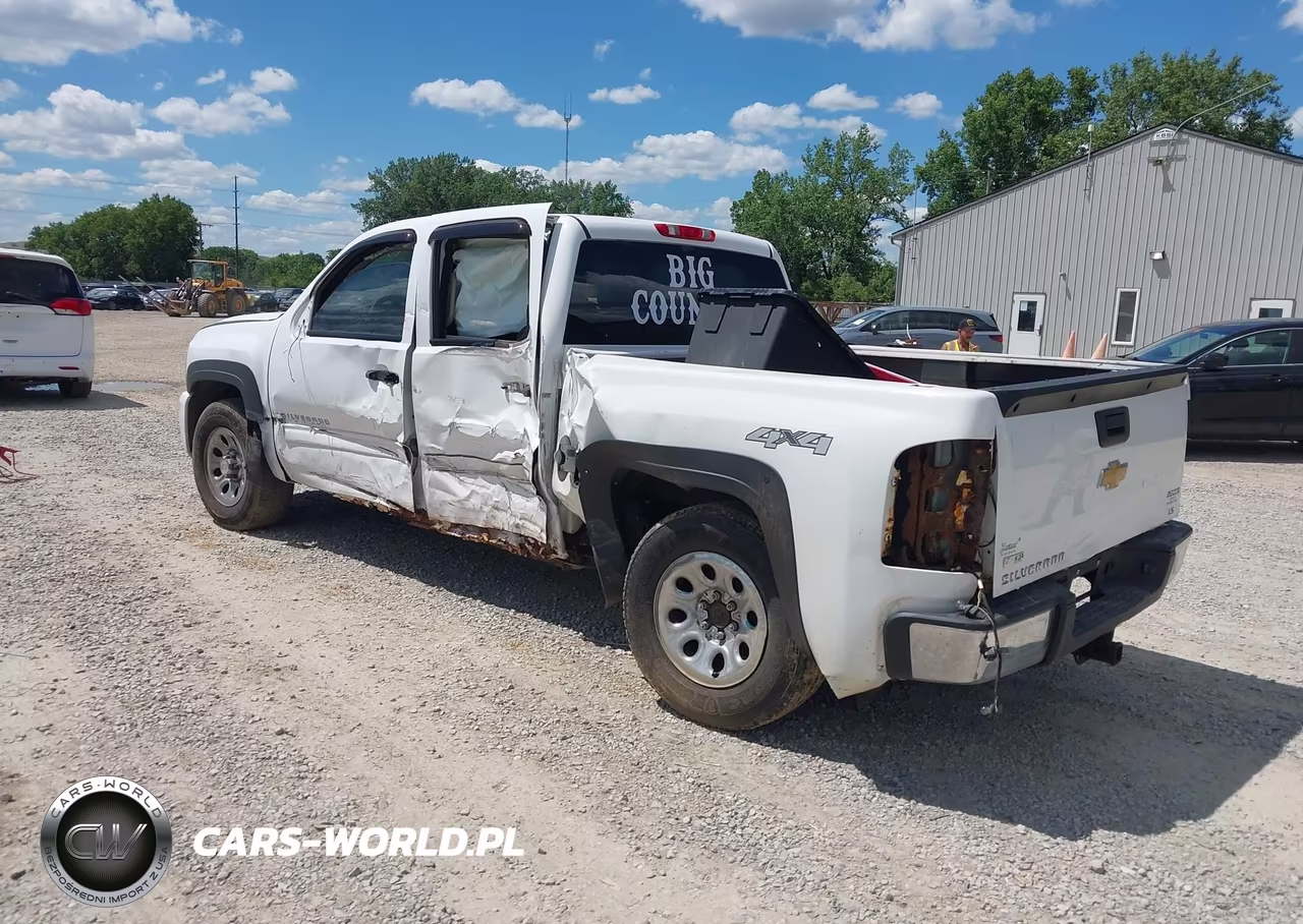2011 Chevrolet Silverado 1500 Ls VIN:3GCPKREA9BG294642 - 3