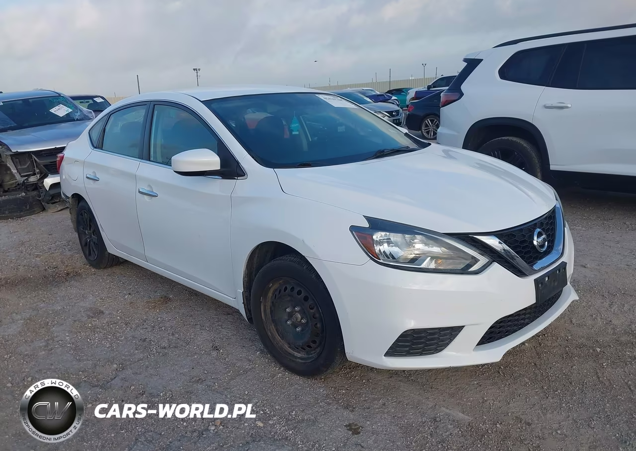 2017 Nissan Sentra S – zdjęcie 1 z 15
