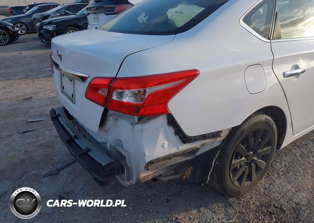 2017 Nissan Sentra S VIN:3N1AB7AP5HY323984 - 13