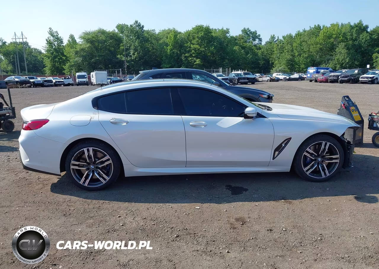2022 BMW 840 Gran Coupe I xDrive VIN:WBAGV4C08NCG91089 - 13