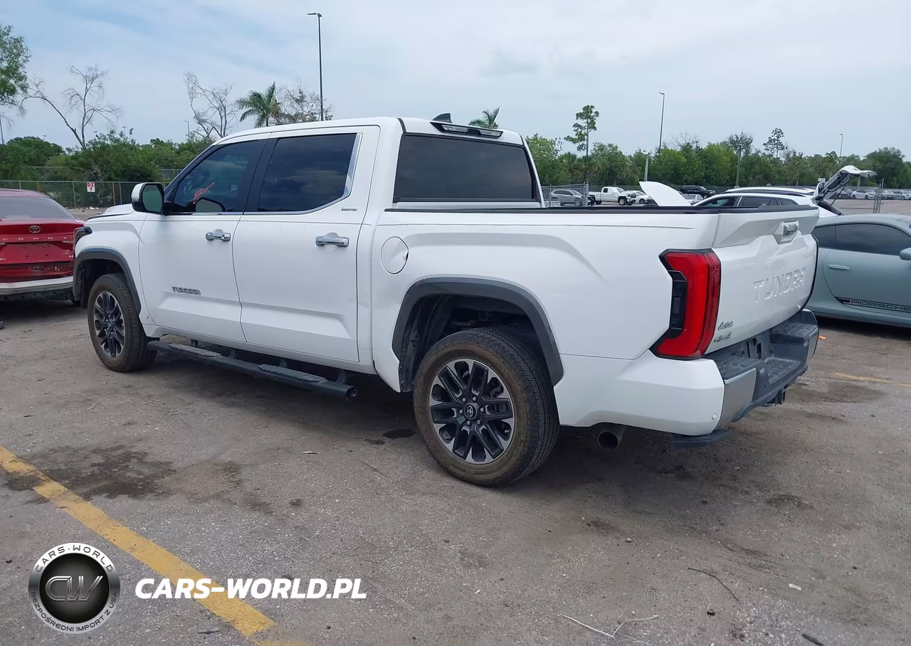 2025 Toyota Tundra Limited VIN:5TFJA5DB7SX290581 - 3