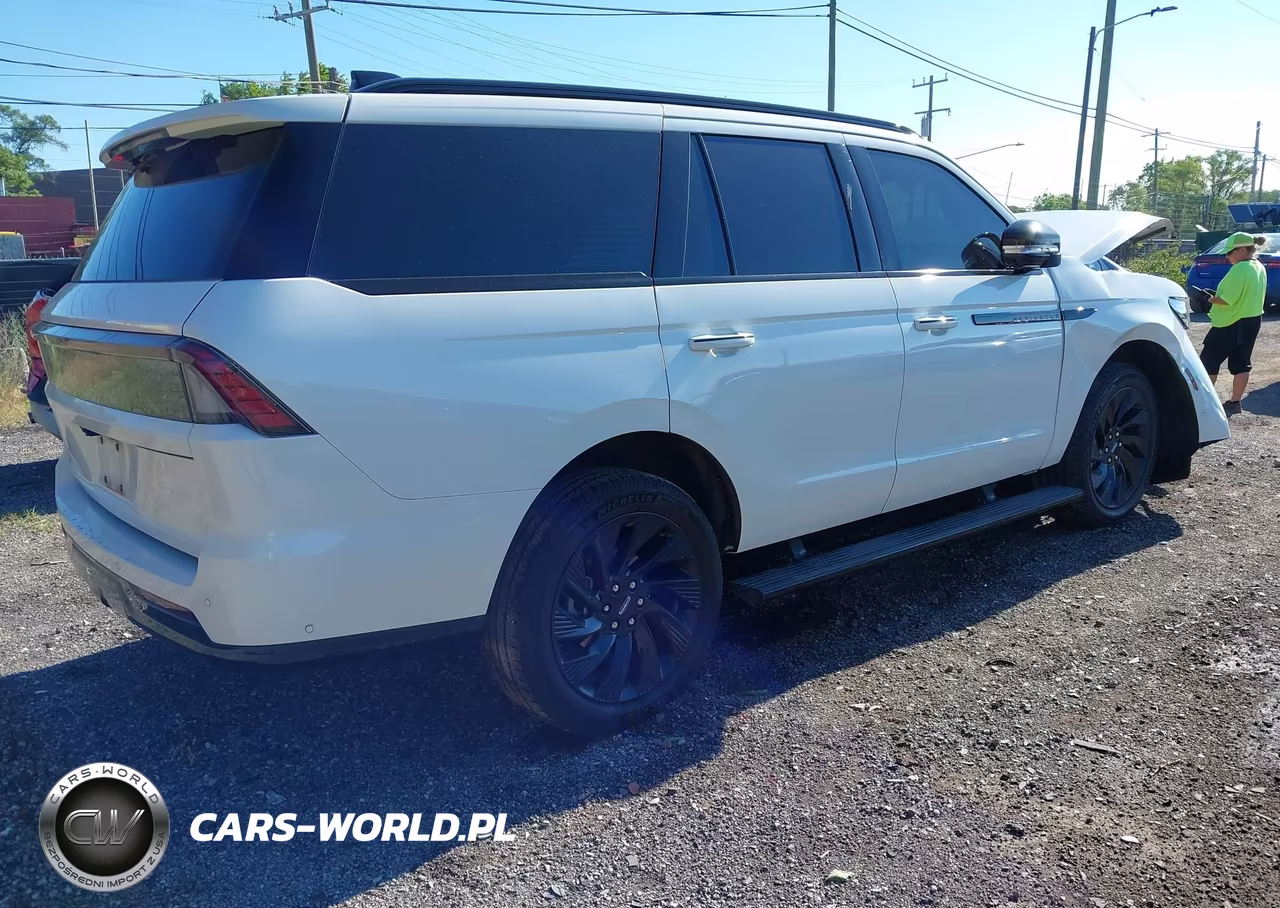 2025 Lincoln Navigator Reserve VIN:5LMJJ2LGXSEL01265 - 4