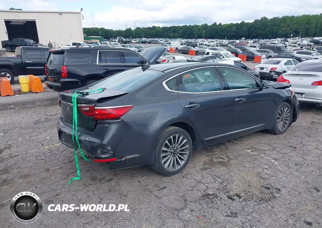 2017 Kia Cadenza Premium VIN:KNALC4J14H5047496 - 4