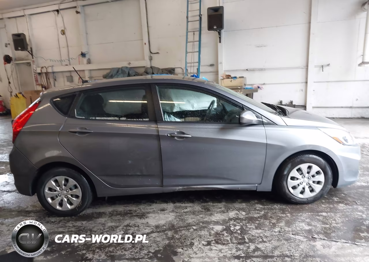 2015 Hyundai Accent Gs VIN:KMHCT5AE5FU225295 - 13